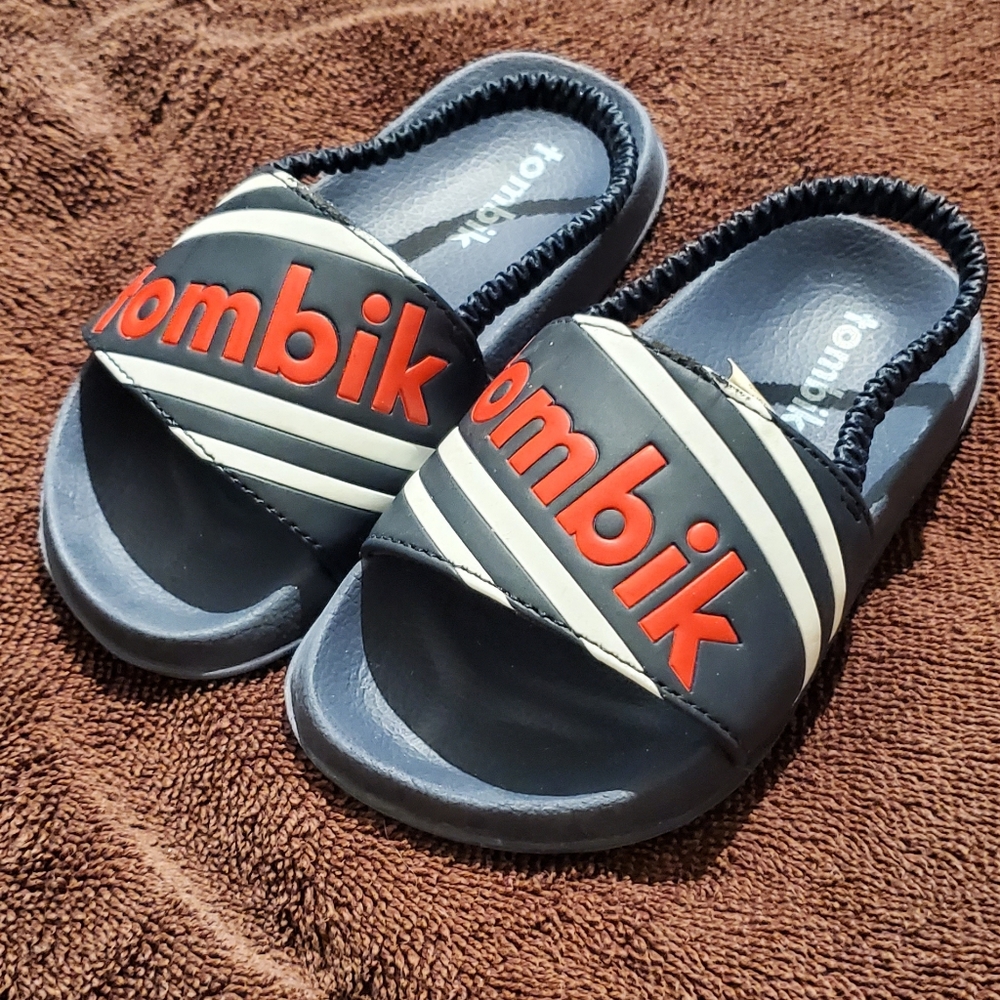 Toddler flip flops